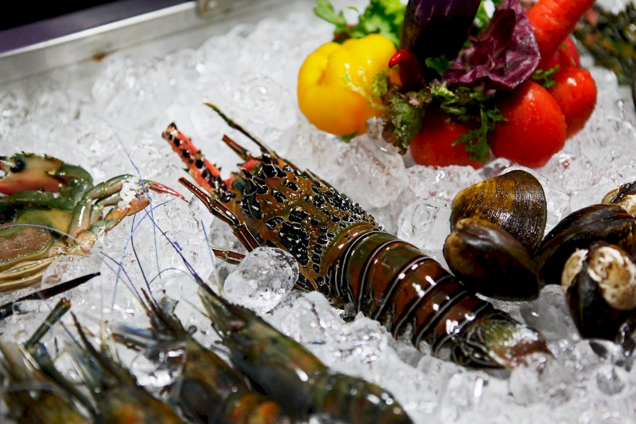 From Ocean to Table: The Freshness of Jayari Seafood's Lobsters